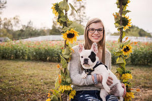 Meet your Posher, Dana